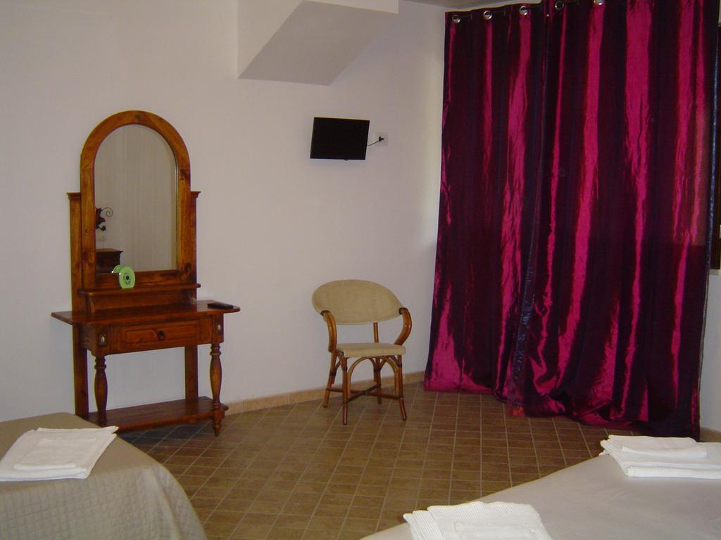 L' Antico Casale Villa Le Marmore Екстериор снимка
